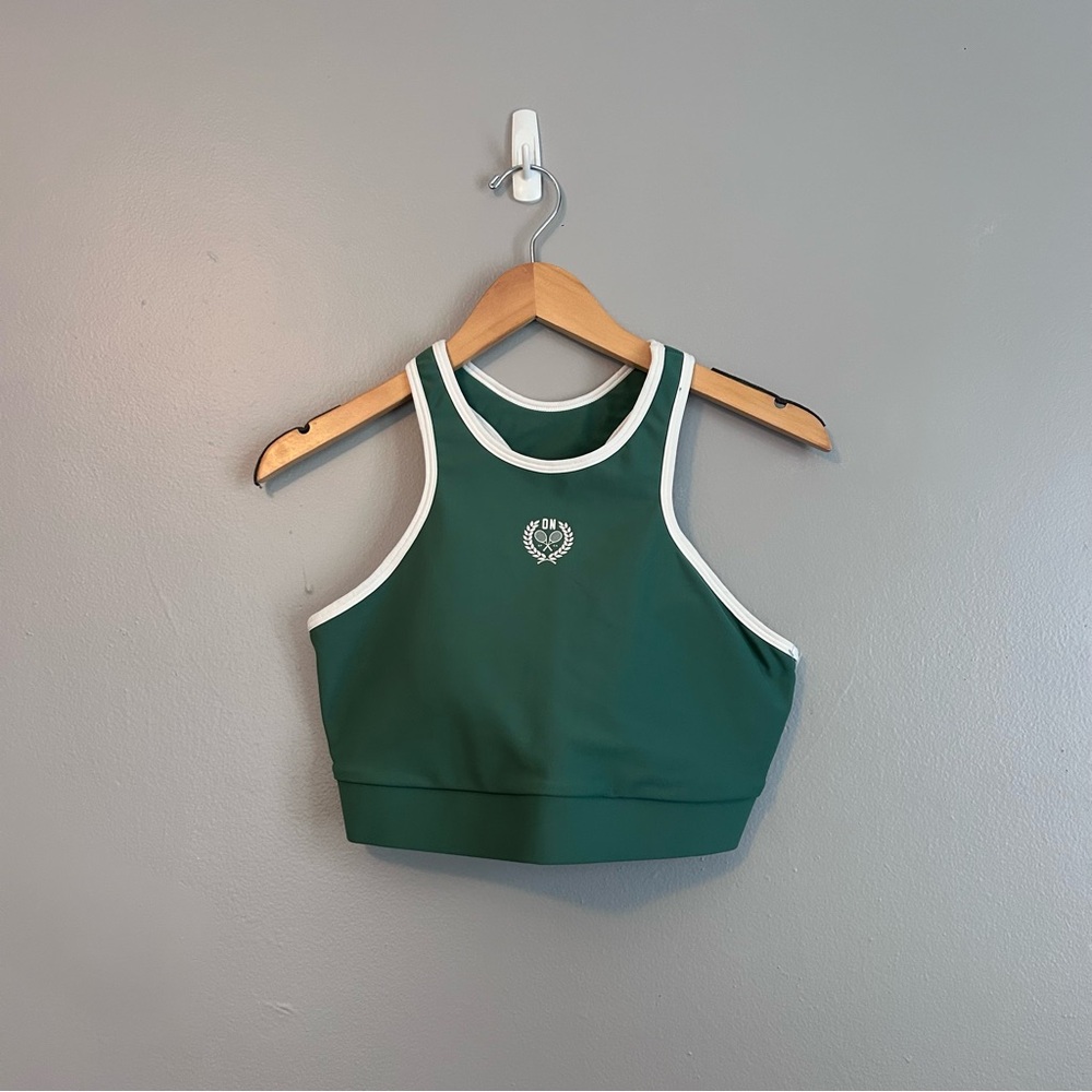 Old Navy Green and White Active Crop Top